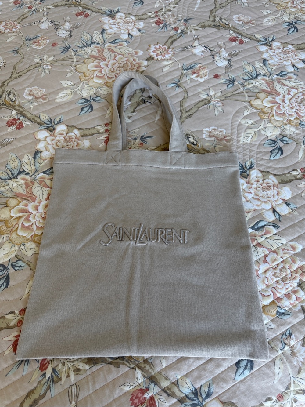 Saint Laurent Fleece Tote Bag - Picture 9 of 9